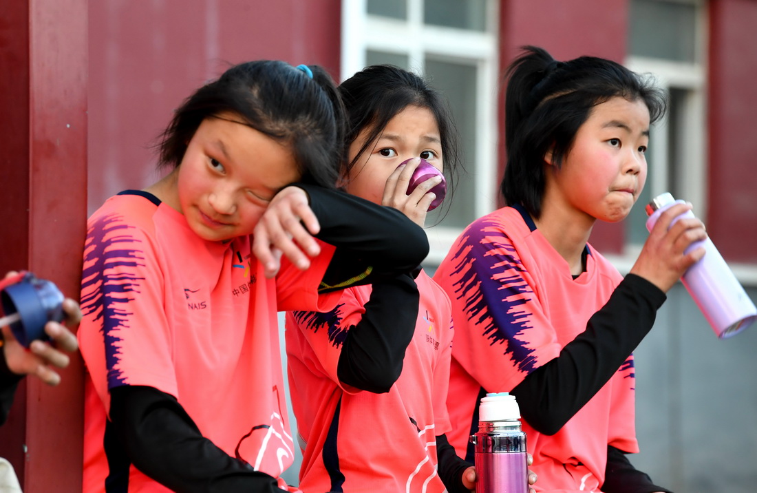 �D�鏈�PС�WŮ��꠆T��Ӗ���g϶��Ϣ��3��2�Քz�������A��ӛ�� ��Դ �z