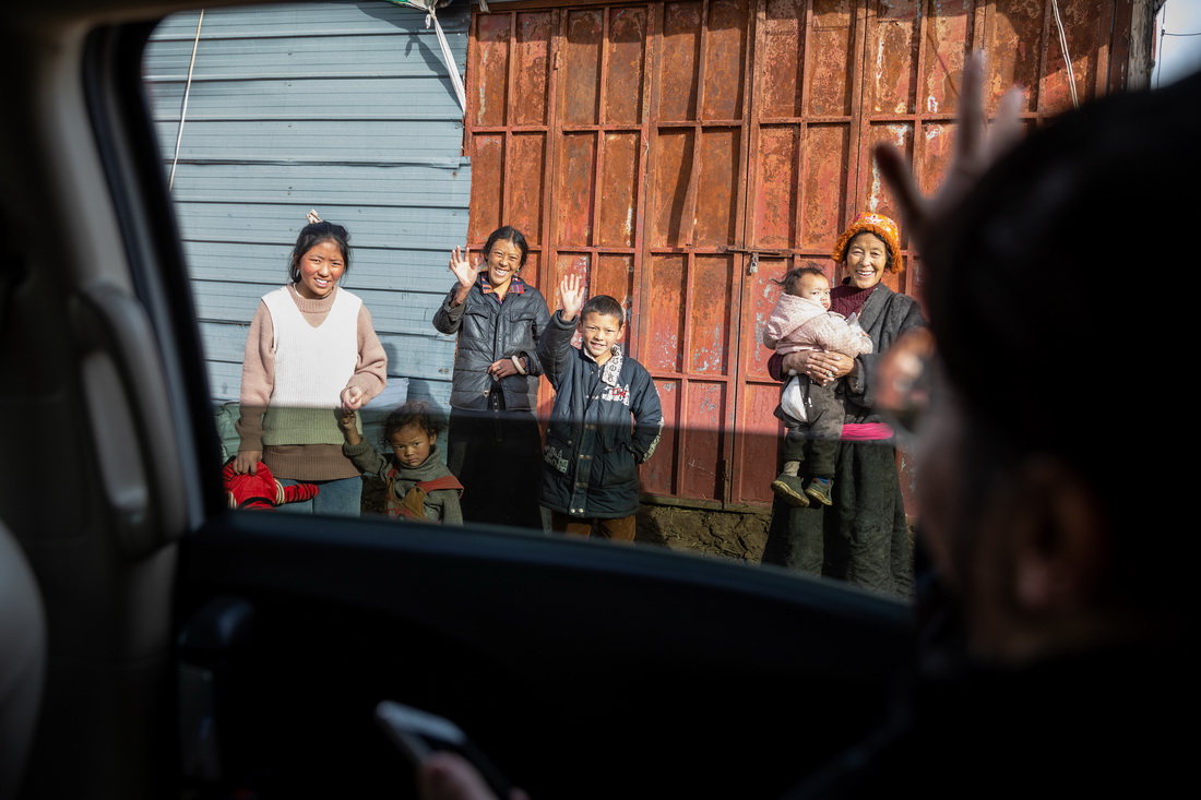 �����xѩɏ��Ů�ӌ��ЈF꠳ɆT�������˼��л��L��Ⱥ���������]�����⣨1��11�Քz�������A��ӛ�� ���n �z