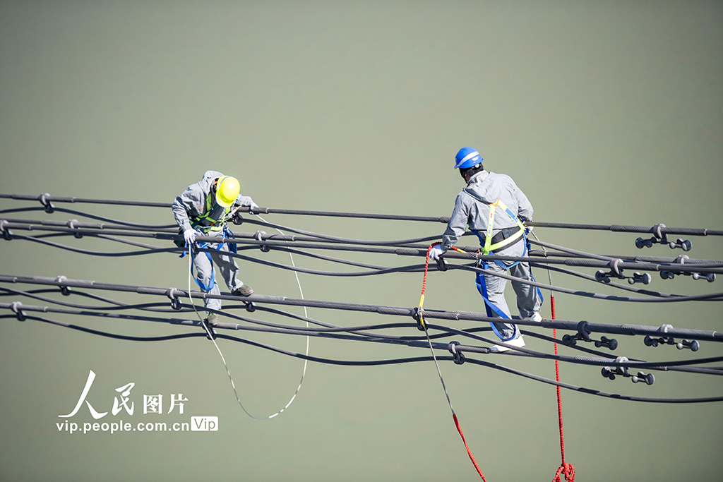 ���ճ��ݣ������֩��b���߿��߾� ���ظ߉�����}���w�z����10��