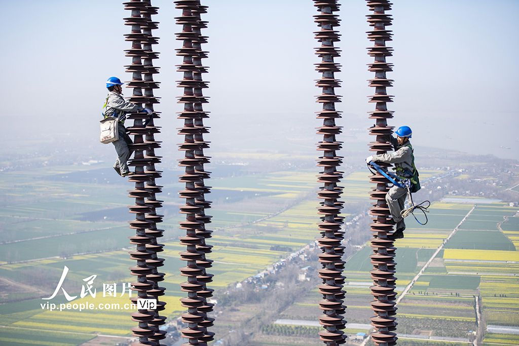 ���ճ��ݣ������֩��b���߿��߾� ���ظ߉�����}���w�z����7��