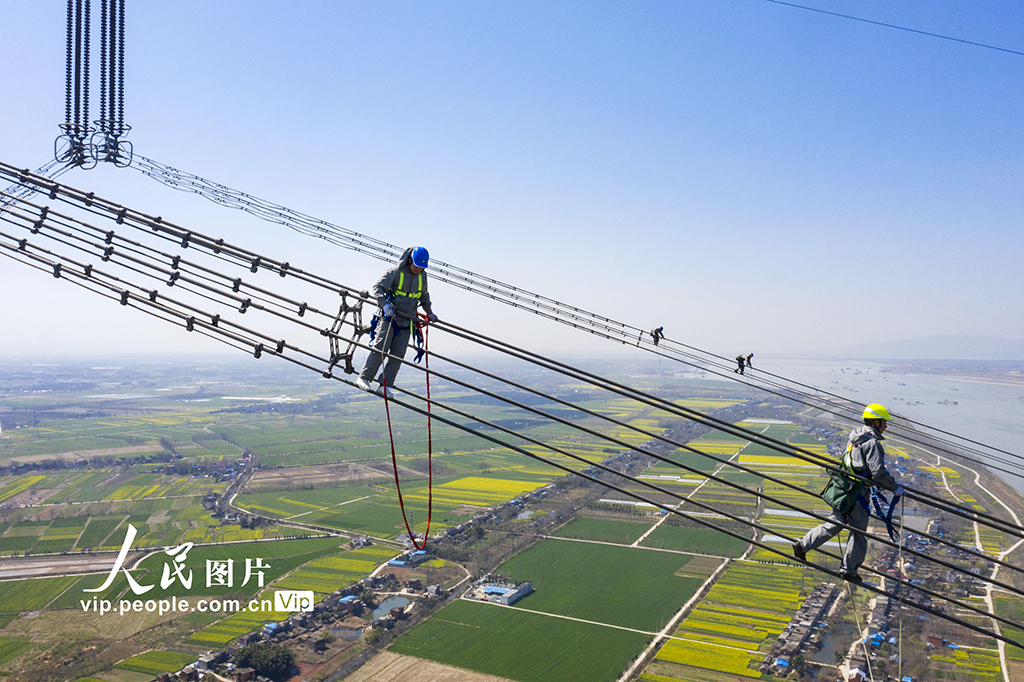 ���ճ��ݣ������֩��b���߿��߾� ���ظ߉�����}���w�z����8��