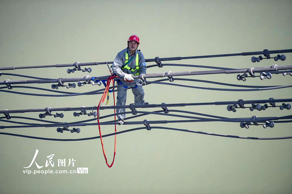 ���ճ��ݣ������֩��b���߿��߾� ���ظ߉�����}���w�z����9��