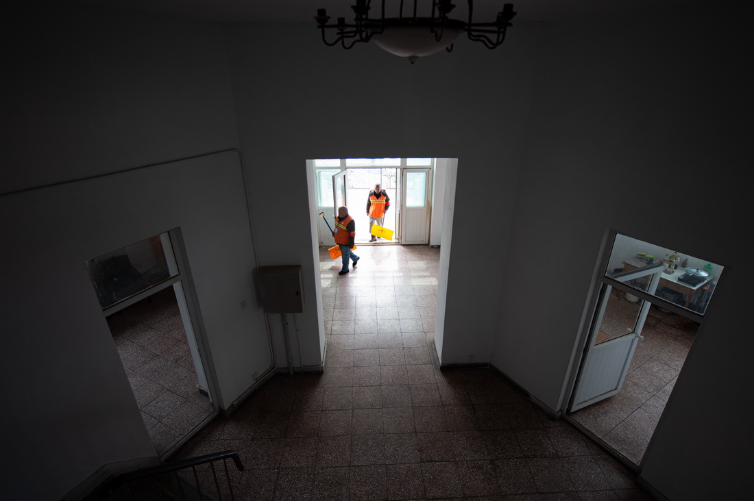 3��19�����Ό���ǰ�����γ������t������ķeѩ�󷵻����������A��ӛ�� ��� �z