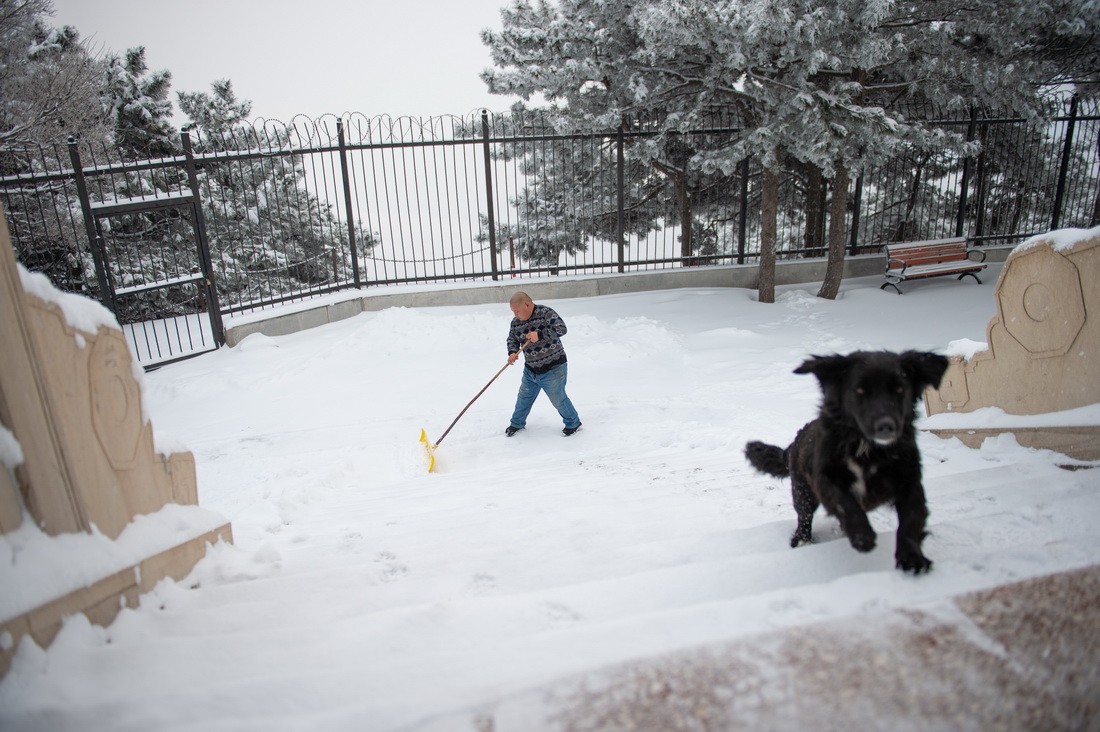 3��18�����Ό�����߲t������ķeѩ�����A��ӛ�� ��� �z