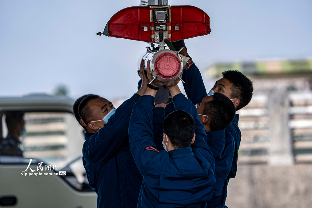 |^܊ձĳýM󏊶ȿ畃ҹwӖ6