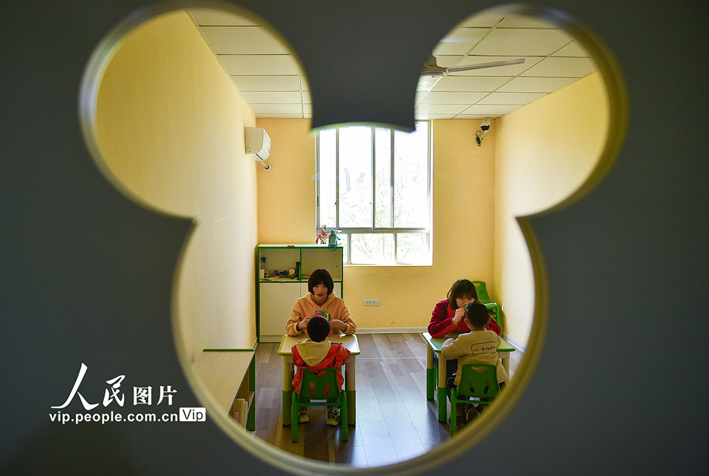 ��90���ؽ̜�ů�����ǵĺ��ӡ���4��