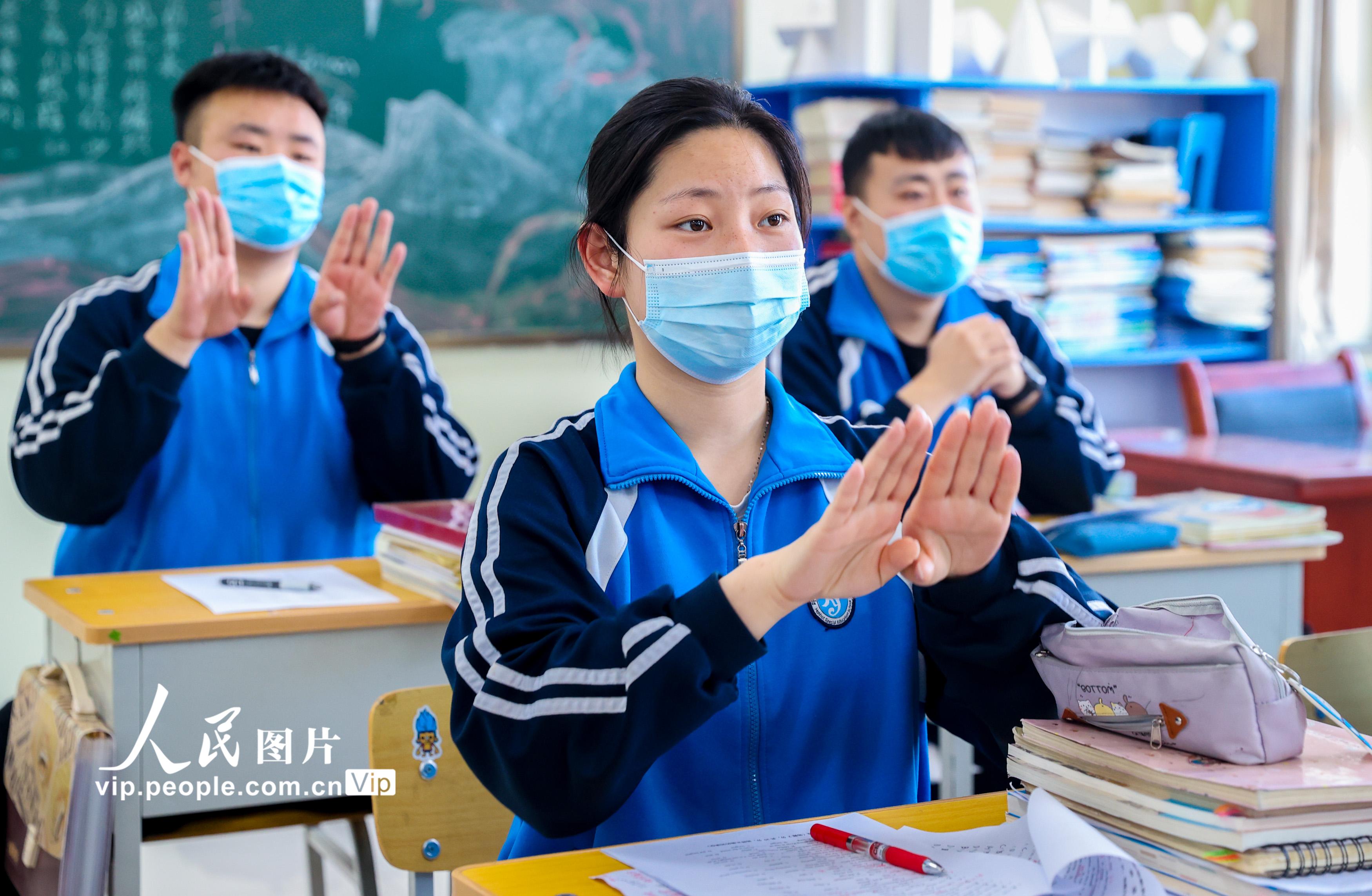 �@�����ӵĸ߿�����3��