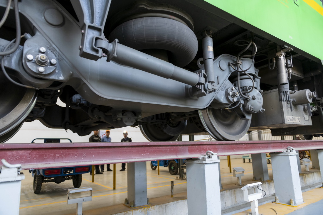 4��26������܇�ڠ���܇�������Ƅ�λ������־�飨�ң���ͬ���ڰ�ȫ����ȴ���