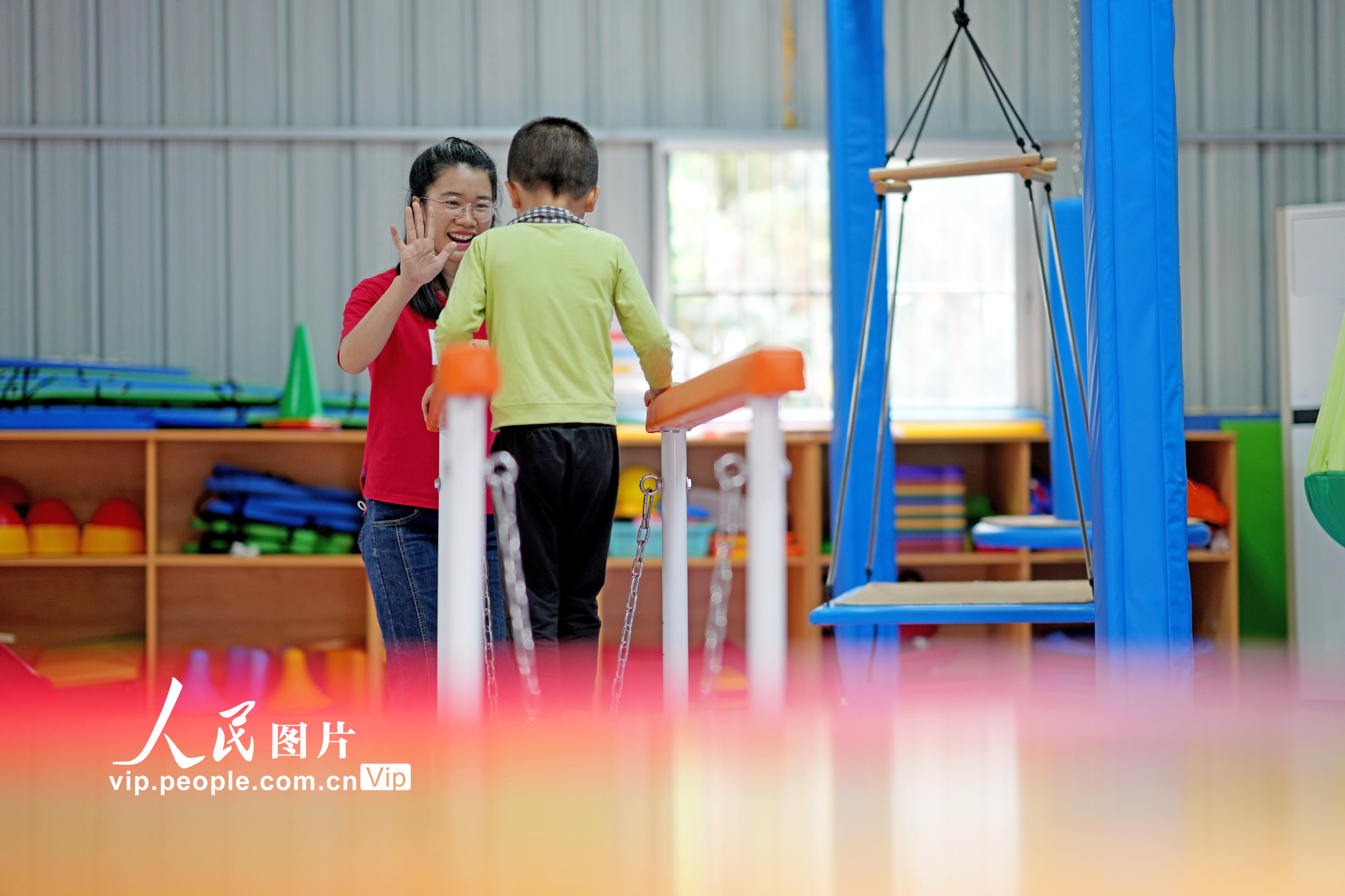 �ό���������� ���̽Y�ϡ�4��