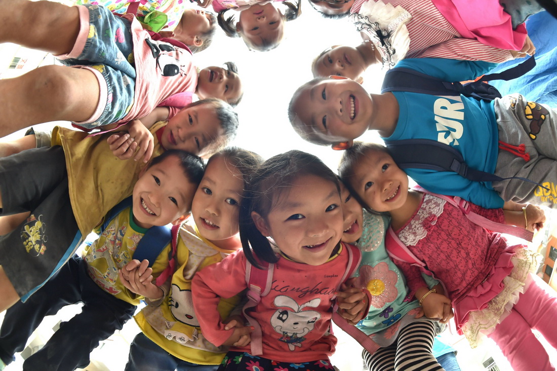 2016��10��10���Ĕz�ĝO��С�W�ĺ��ӂ��ڍ��µ�У�@��ˣ��