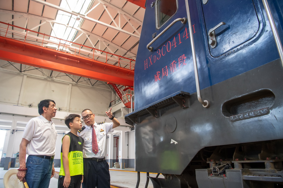 6��29�������ؑc�C�նΙz�ގ������΄����У��郺����������B�����F·�Ĺ��������A��ӛ�� ���� �z