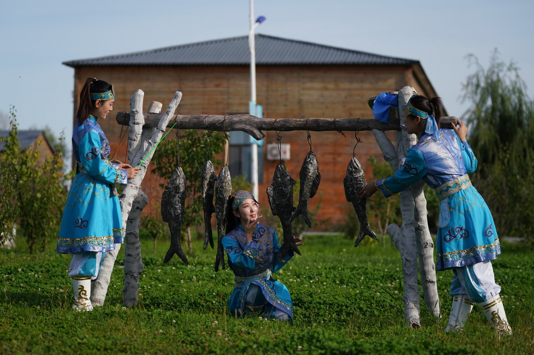 94ںhОKץУͺMչʾAӛ  z