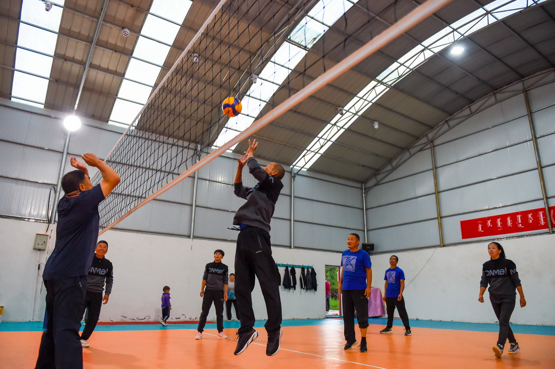 830r^ȴAӛ Դ z