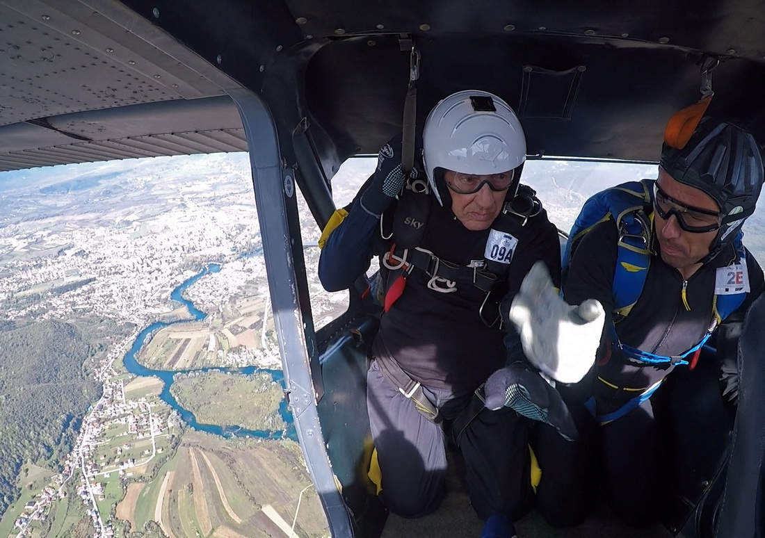 924ڲڱȹ88qײRϣʂ