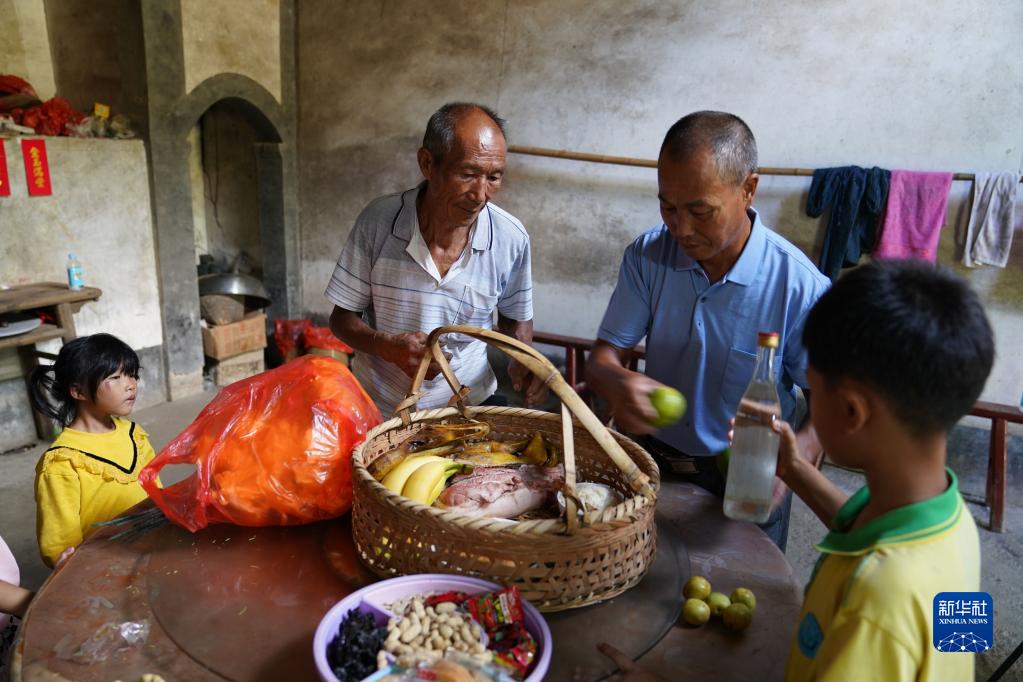 915xϾcܵxQlҶӂһʰƷʂǰȥ