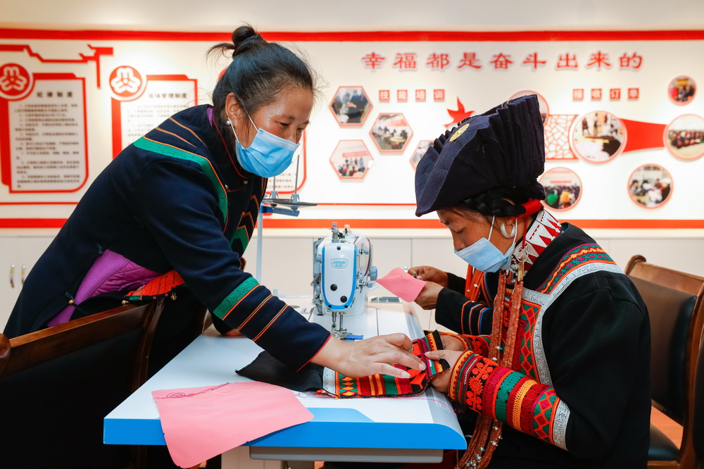 1027ĴʡɽXhƺ^C׵طؚw˵ċDŮڽCˇ@C100CӆyƷCڴ`͘Iܞͥַ˺ͺÿՔǧfԪAӛ n z