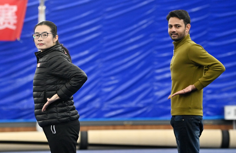 ^悾^ºĬ¡{ȠңͻoһϾȭ1225ՔzAӛ Ȼ z