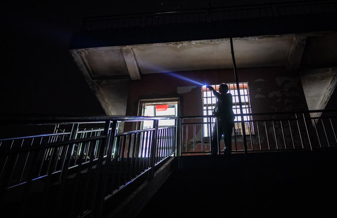 oֆTʯFڲtѲ飨311ՔzAӛ ҫ z