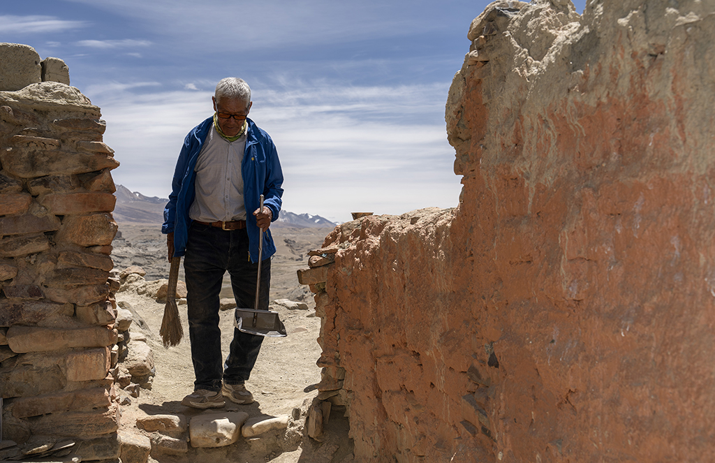 526˜ʂʯAӛ MïA z