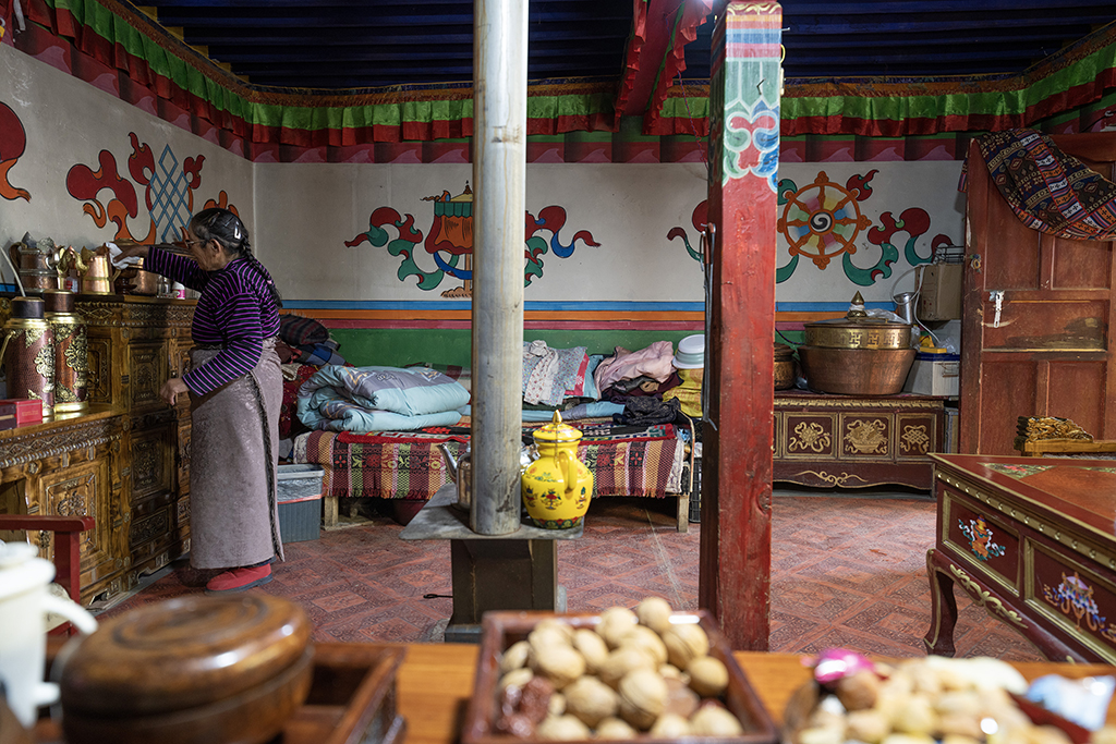 528ɣռ˵H׿ԼcŮŮסĵǴ塰͏dlAӛ MïA z