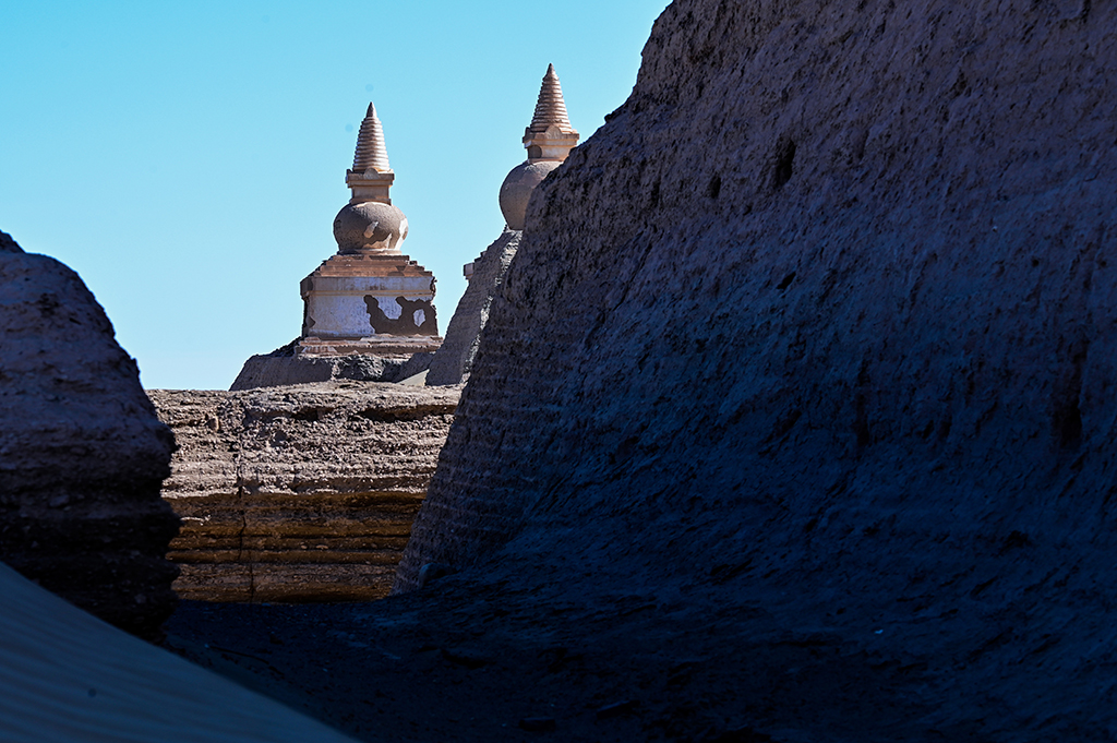 這是黑城遺址（6月2日攝）。新華社記者 連振 攝