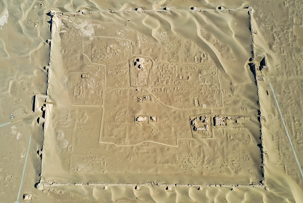 @Ǻڳzַ62Քzo˙CƬAӛ B z