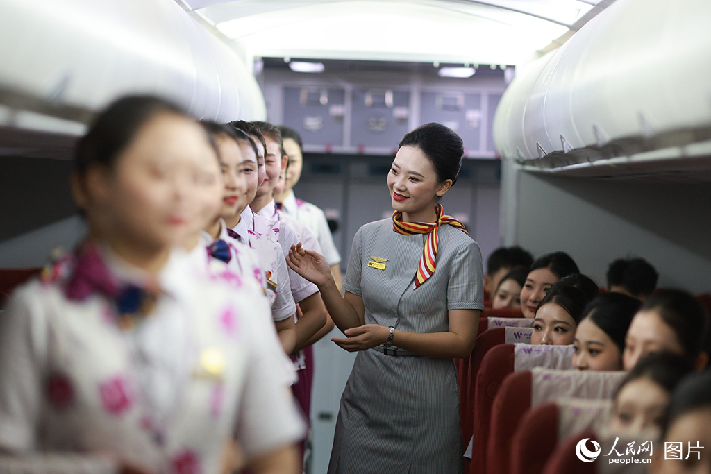 ؑcս㡱ӽ㡱 y_չնYxӖ\3