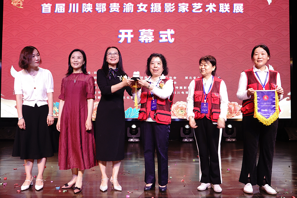 ĴʡŮzfϯ܊ӡ½ӵһókʡŮzfϯɽɽ\ڴҵ߽ĻLĴʡŮzӰ҅fD