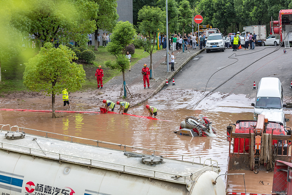 714ؑcf݅^^ˮCMˮUIAӛ S z