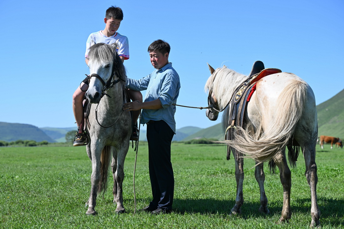 725Kңڲ݈ϞK{R Aӛ ؐ z