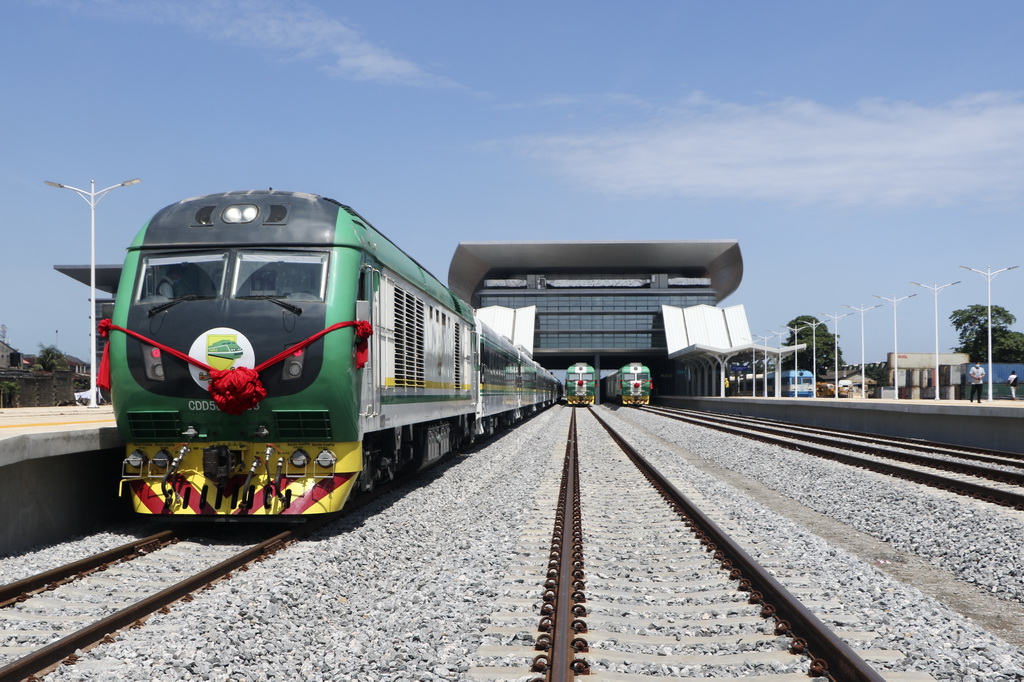 @2021610˹ĔzF·ͨ܇xʽϵĻ܇F·Їľ̼F޹˾FнF·FĿĵڶ˶B˹ϲI͵Al˹ؔz