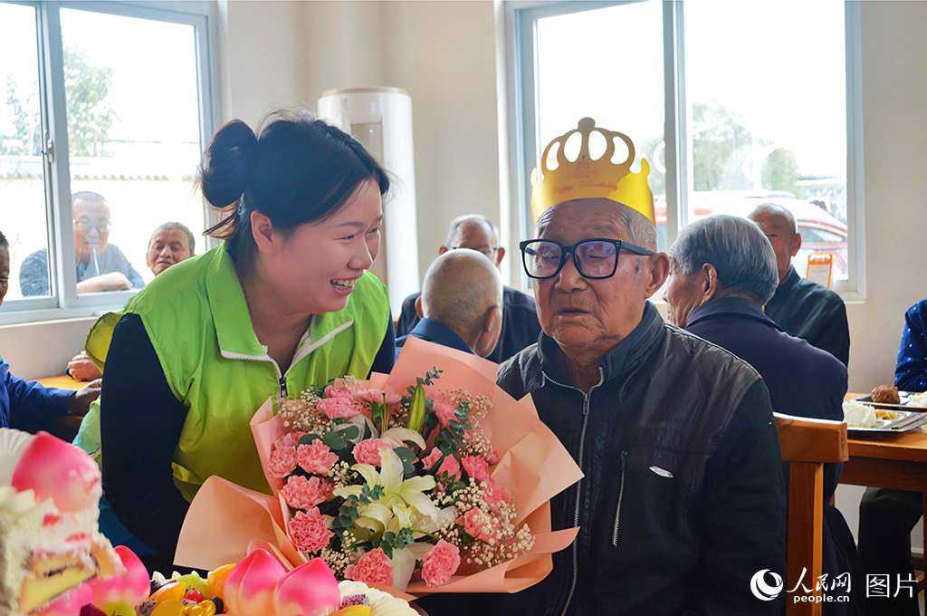 1019ɽ|fDQ𲽅^Oֵվ繤ʹҸԺ^ٚqFճM˜ܰcgIːϾϵ÷ՇWӛ z