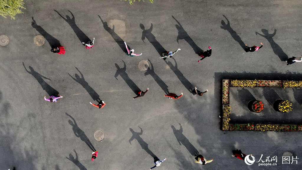 1021Lڄӹ@ůꖹ➢˂ڵͶһ`ӵӰW ɂz