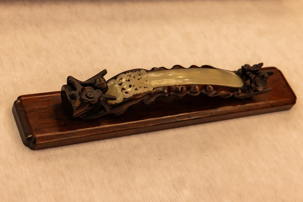 1025ڰĴ׶ЇvĴʹ^չʾķ߀l