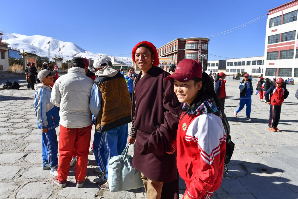 ˹׿ĸHWУŮؼң1115ՔzAӛ x༪ z