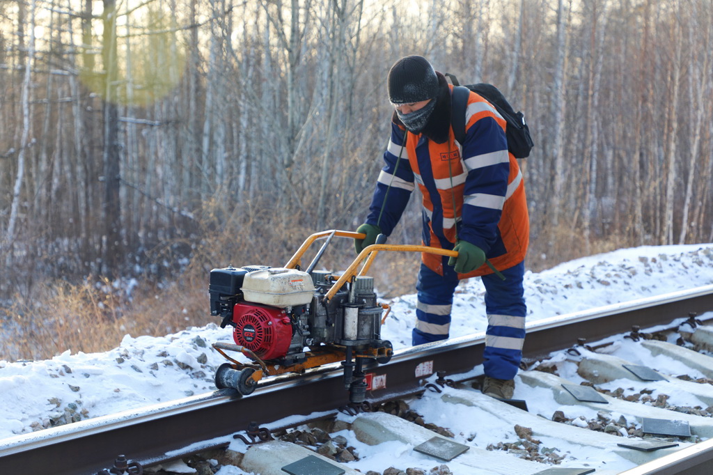 1220ЇF·IּӸ_湤նĮ܇gʹÙCе_˨Ա||Aӛ ʯ z