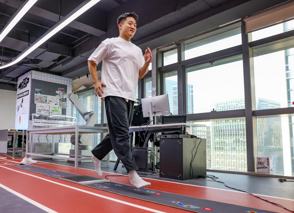  “為運動而生，滿足國人‘心’期待” 