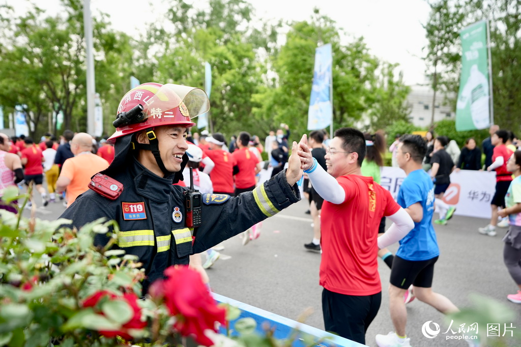 2023521ɽ̫ԭRɵxcˆTW Цz