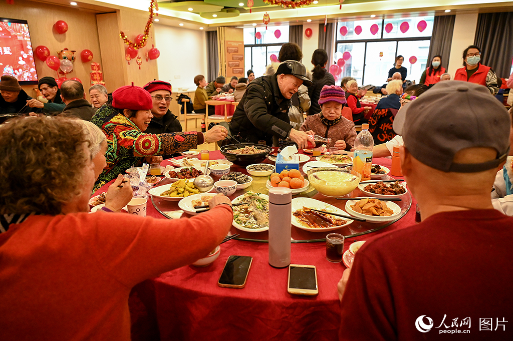 21ںй^ֵ}´ꖹʳùҹWӛ ~eÔz