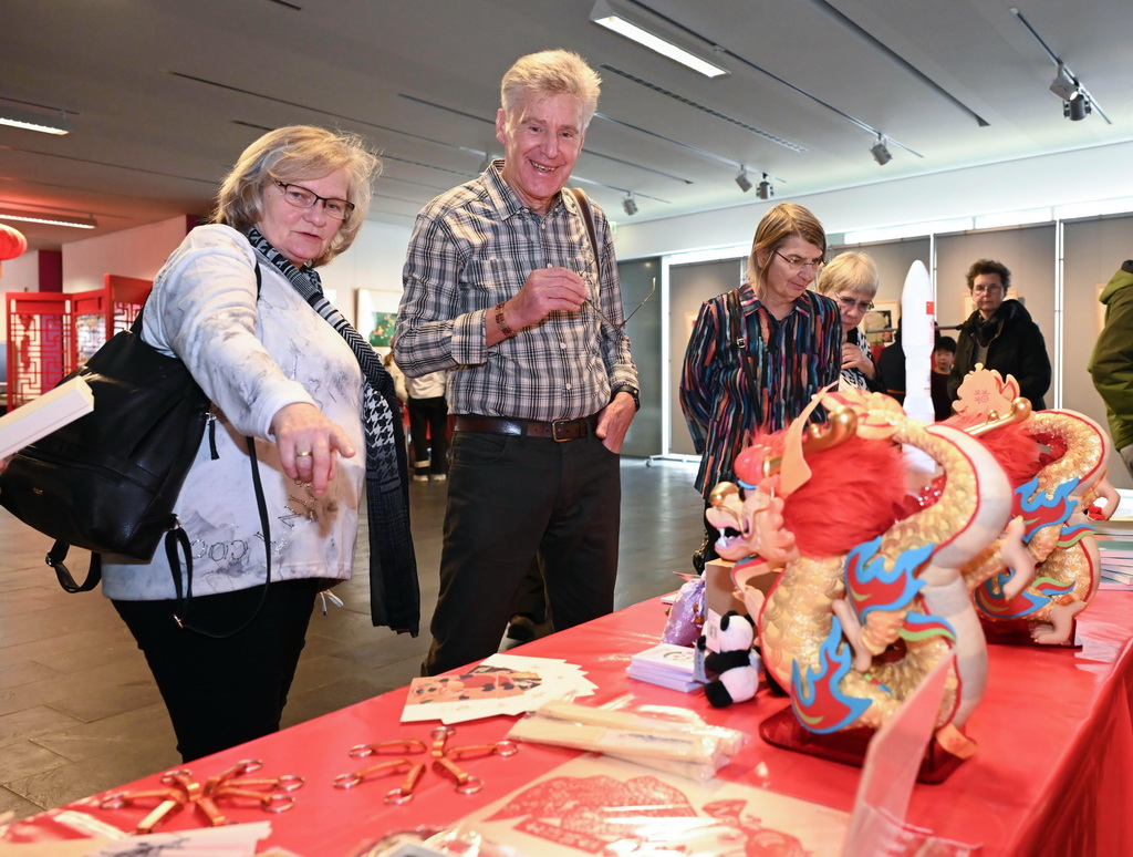 224ڵЇĻ˂^ЇyĻչ_Aӛ iw z