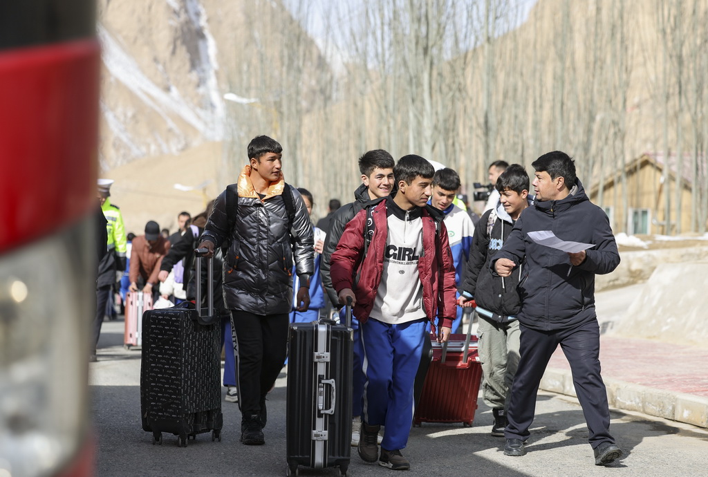 lϸ~ǿhʮЌWώǰһWʂϷУ܇v226Քz