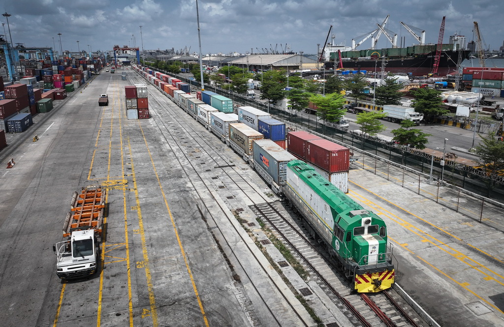 32˹İۿF·؛\܇ȴж؛o˙CƬAӛ n z