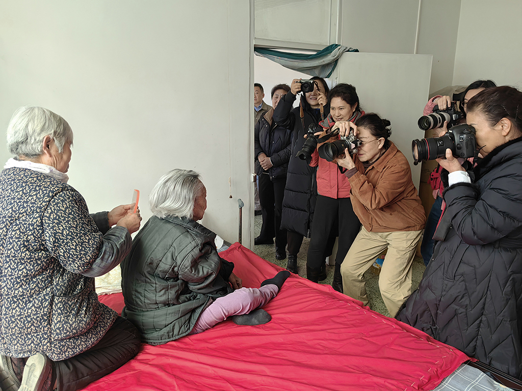 38ŮzӰ˞107q˲լF׿z