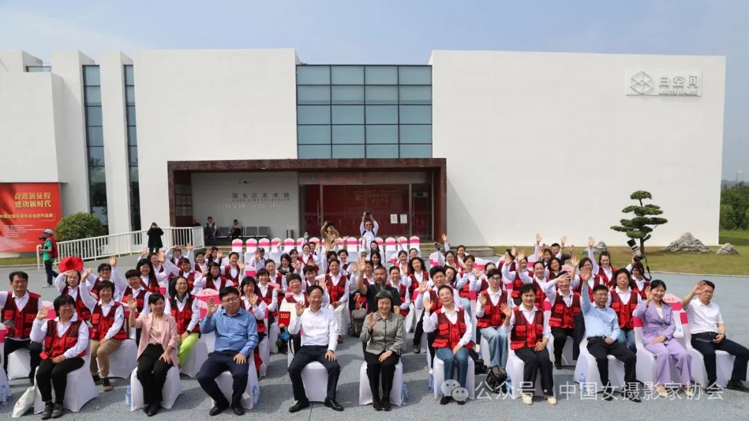 ^M rЇŮzӰ҅fʮһÕTƷչŮzӰ߽ƼlzӰLӬF