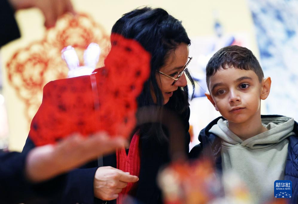 51ڷH[˂ڡbЇAĻ}չυ^Aӛ o z