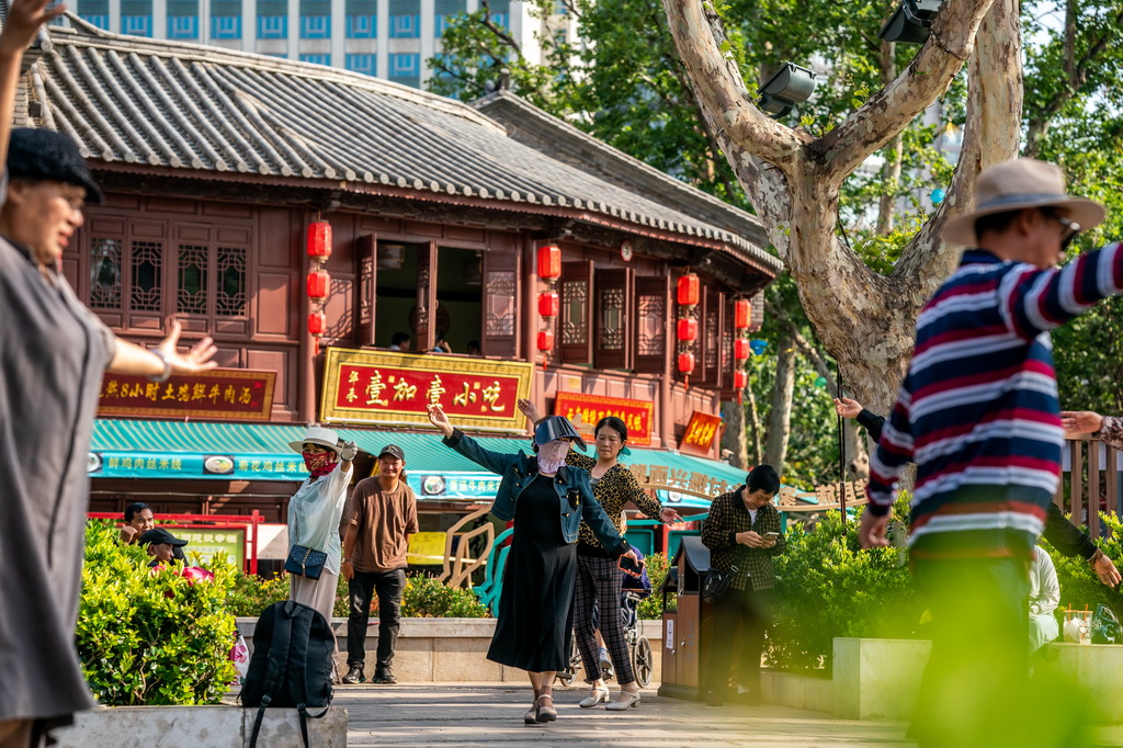 ˂Ͻϵ𹫈@裨513ՔzAӛ  z