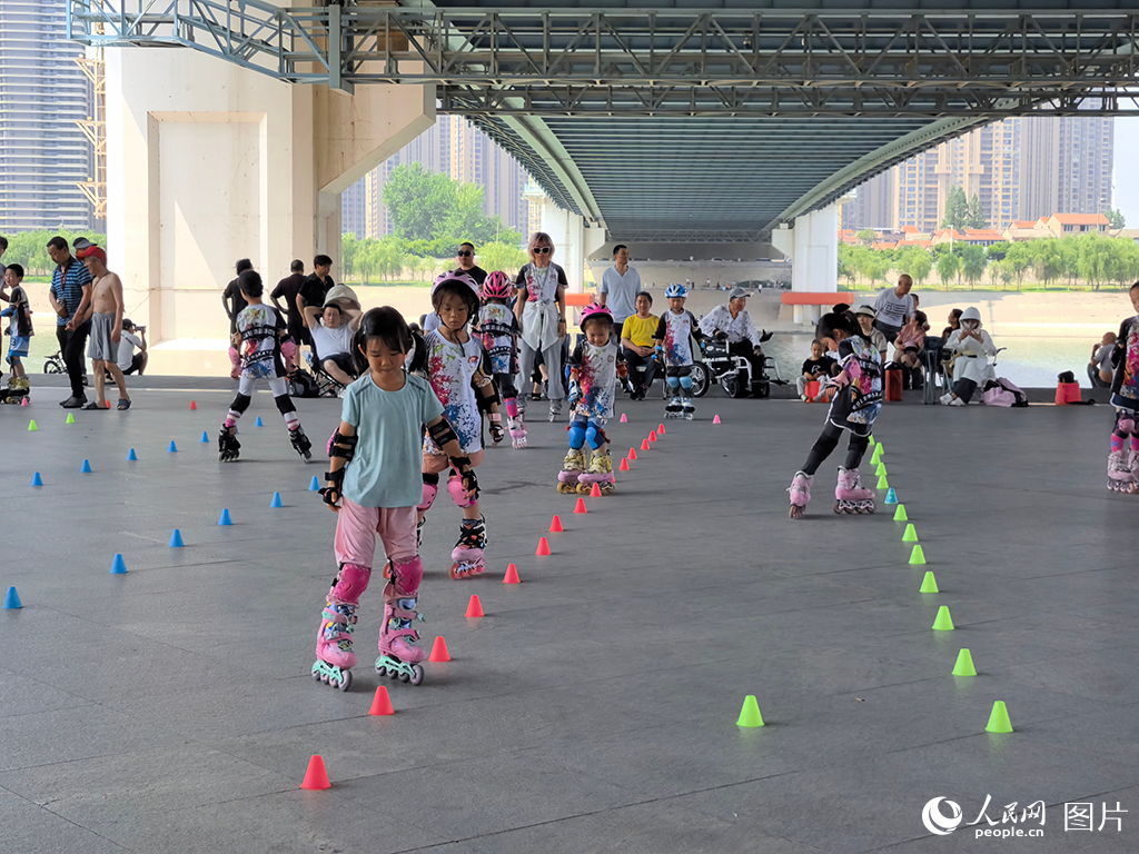 525ͯںhг~څ^hw@݆Wӛ z