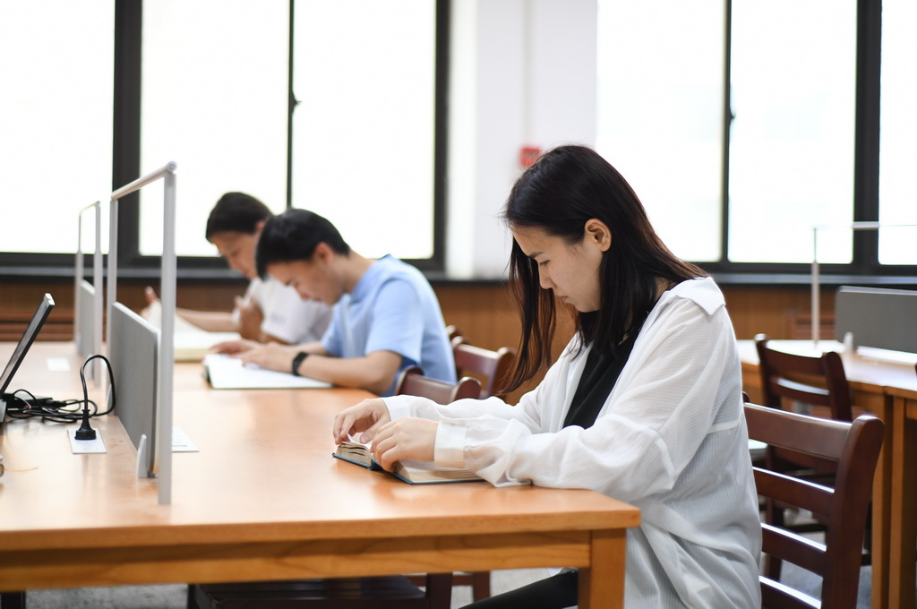 626λЇIWD^_˹̹УW_ҮޡxAӛ  z