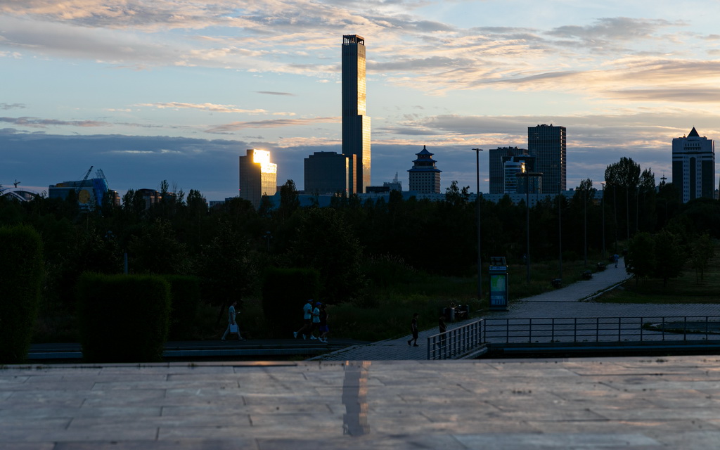 @72ĔzĹ_˹̹׶˹{ĵĽȺAӛ ѩU z