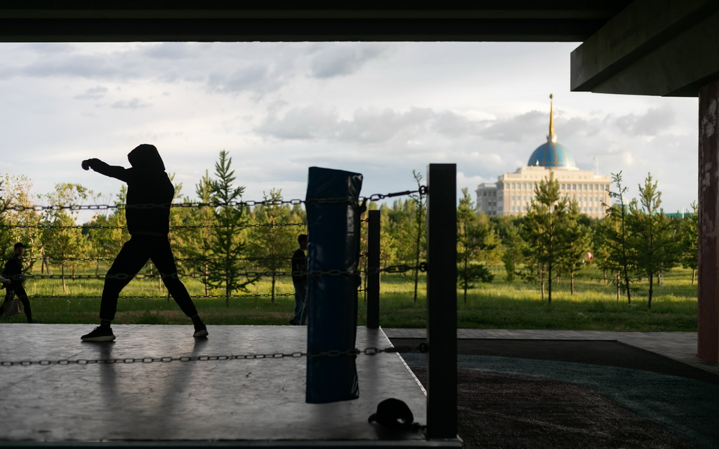 72ڹ_˹̹׶˹{һژ\ӈȭAӛ ѩU z